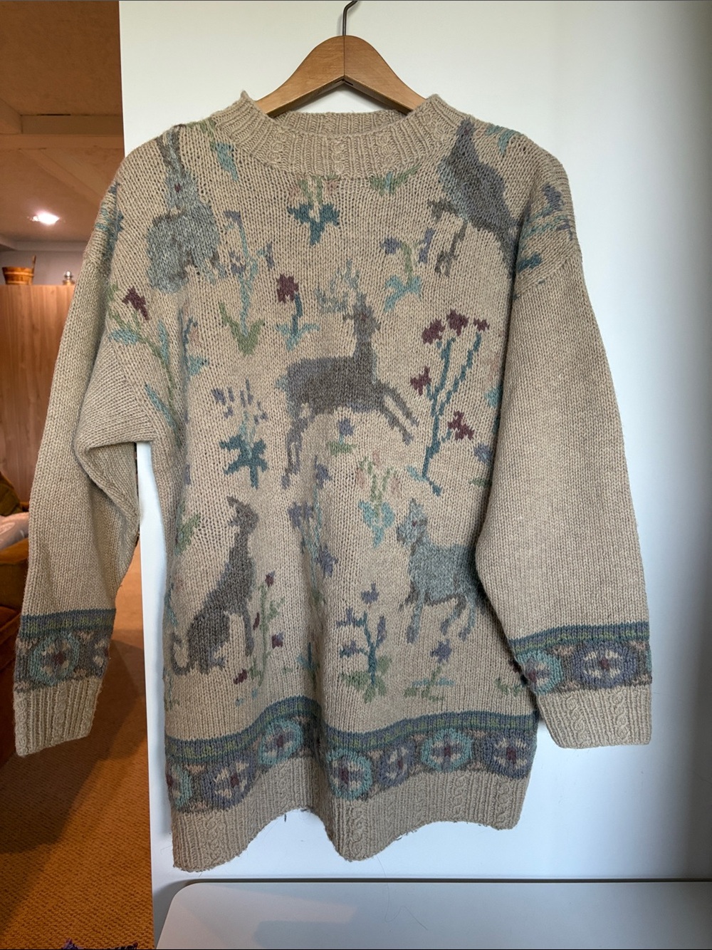 Vintage Jump Tricots 100% Shetland Wool Oversized Woodland Animal Sweater